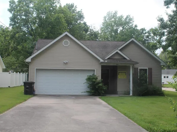 1026 N Carico St #A, Carbondale, IL 62901