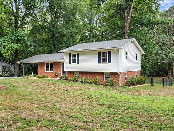 4th image of 112 Kingwood Rd