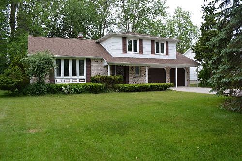 1st image of 113 Montbleu Dr