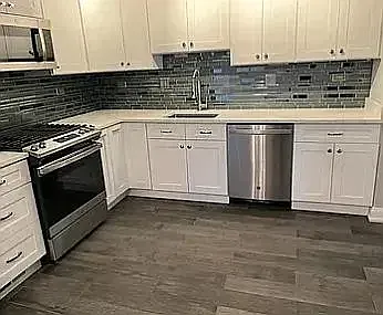 654 Childs St #2 — Photo 4