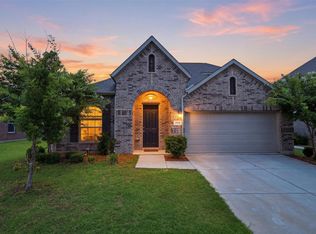 2704 Dancing Flame Dr, Denton, TX 76201