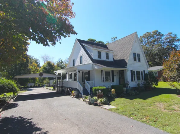 605 Neely St, Bolivar, TN 38008