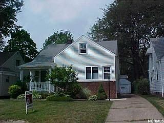5th image of 326 Huntmere Dr