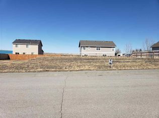 374 Miller Rd, Glenrock, WY 82637