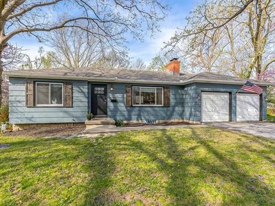 13217 Logan Ln, Lenexa, KS, 66215