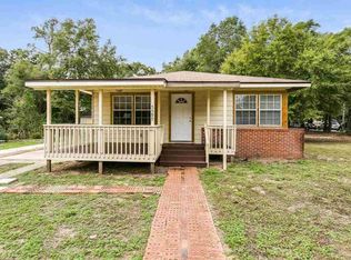 5595 Birch St, Milton, FL 32570