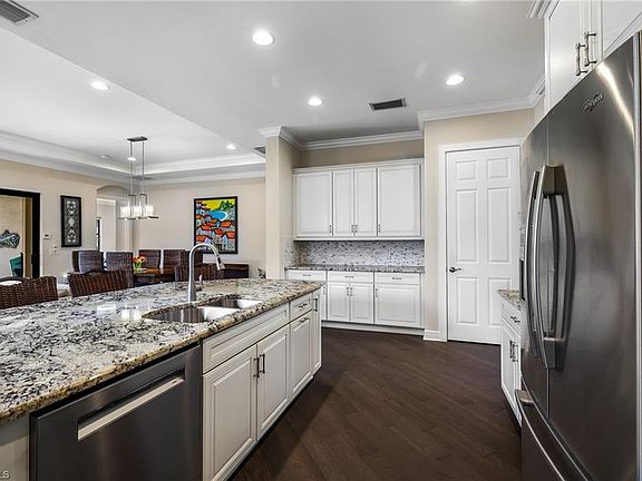 5th image of 10255 Porto Romano DR