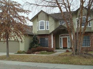 8850 W Duck Lake Dr, Garden City, ID 83714