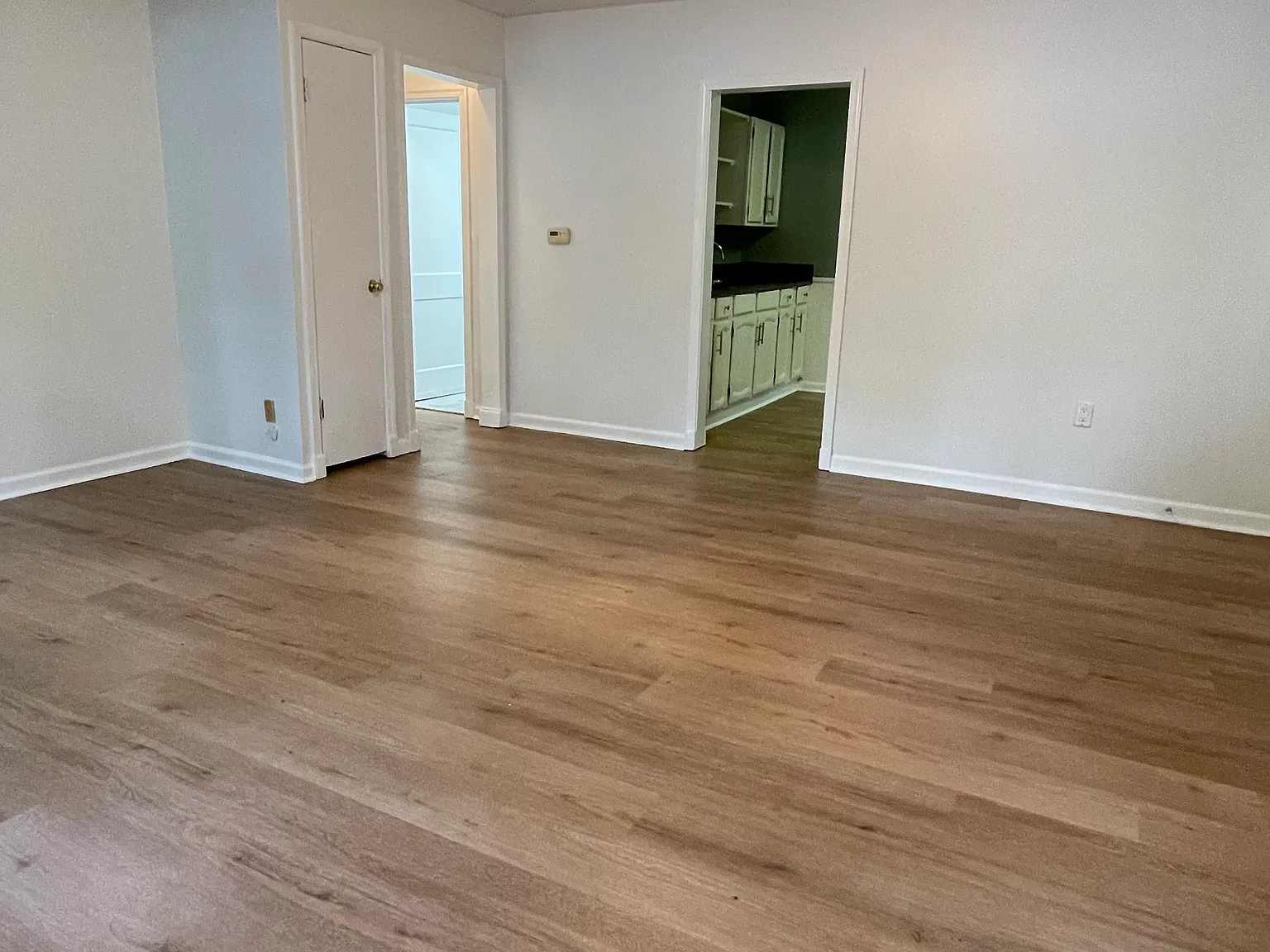 2280 San Fernando Place SE — Photo 4