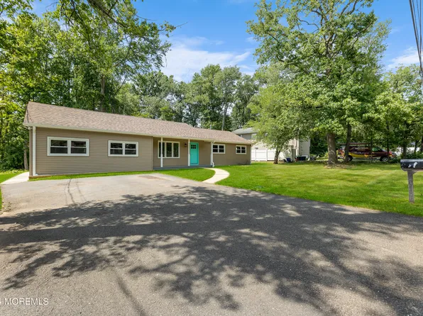 112 Euclid Avenue, Aberdeen, NJ 07747