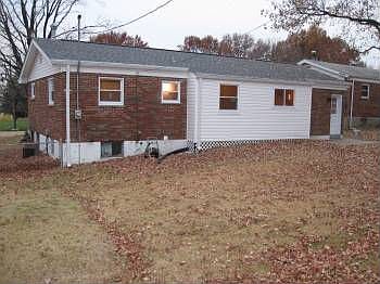 2nd image of 9803 Lakeford Ln