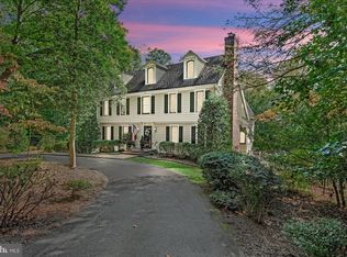 11 River Bluffs Dr, Fredericksburg, VA 22407