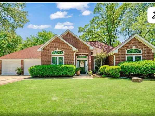 259 Deer Valley Dr, Powderly, TX 75473