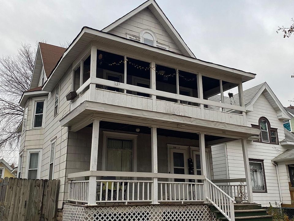 1st image of 241 Humboldt Ave N
