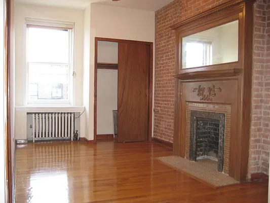 Rented by Magnone Real Estate | media 22