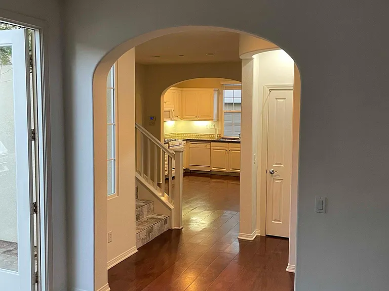 87 Canyoncrest — Photo 3