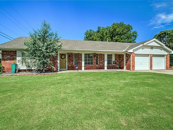 3rd image of 2705 N Meridian Ct
