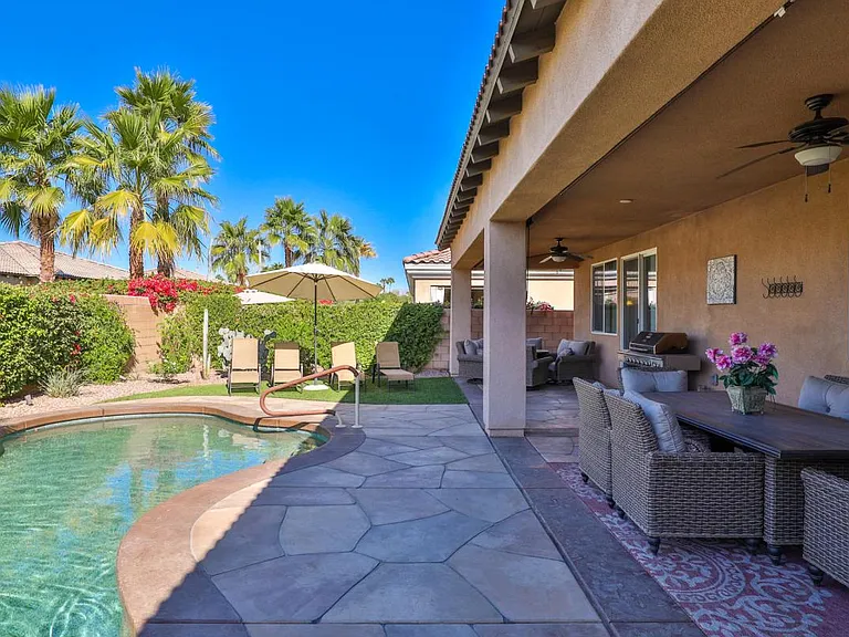 48219 Newport Bridge Pl — Photo 11