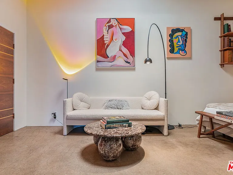 530 Molino St #213 — Photo 12