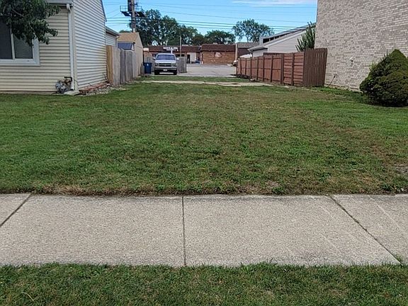 2nd image of 1710 N 40th Ave