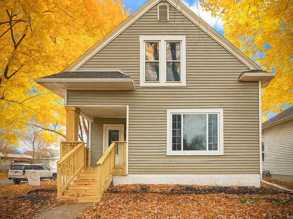 1554 6th St, Boone, IA 50036