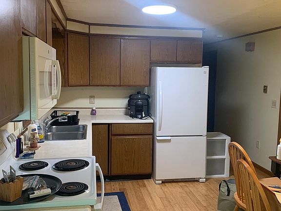 4th image of 79 Cambridge Drive