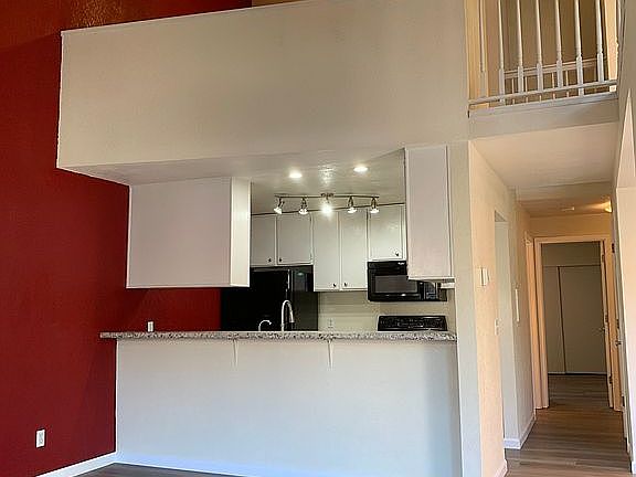 3rd image of 4404 146th Pl NE APT N12