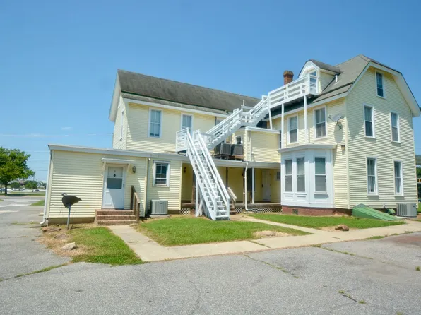 100 Silver Lake Rd APT 6, Middletown, DE 19709
