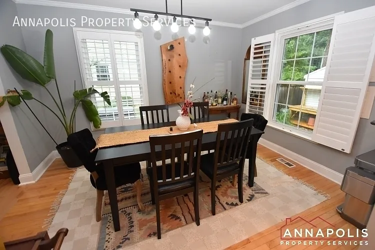 449 Alfreton Ct — Photo 7
