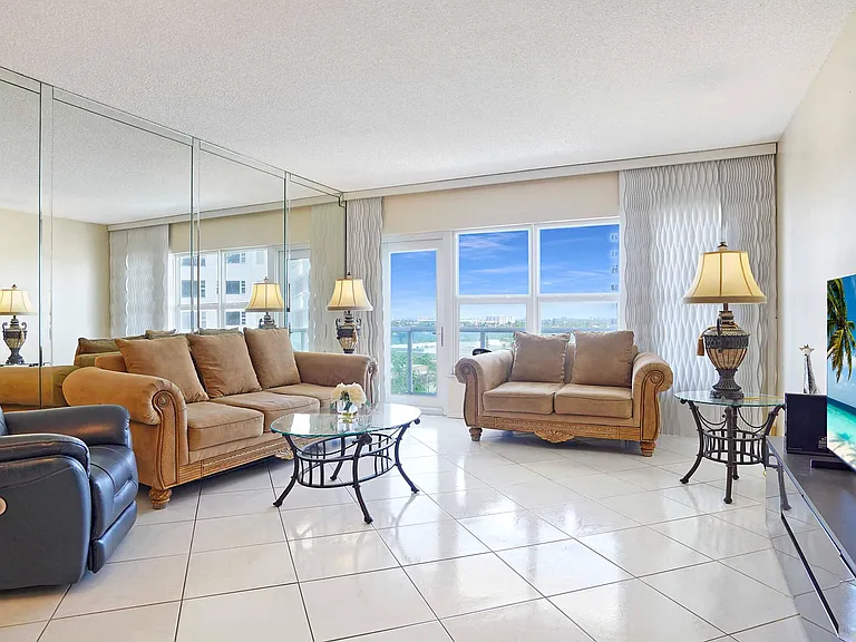 3550 Galt Ocean Dr #809 — Photo 5