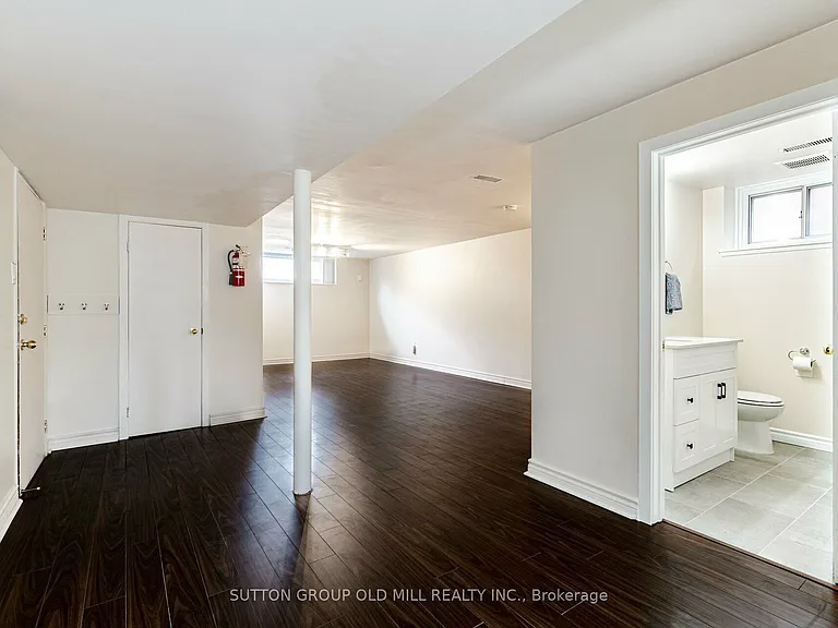 5 Applefield Dr #LOWER — Photo 6