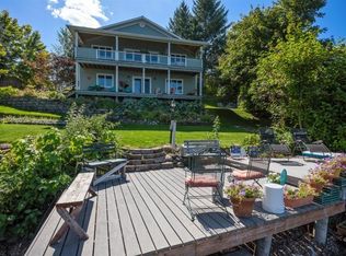 301 Lakeshore Dr, Sagle, ID 83860