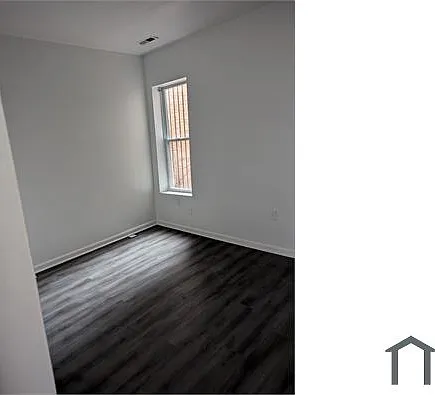 3 bed, 1100 sqft, $1,200 — Photo 4