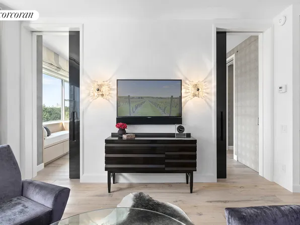 785 5th Avenue 9B image 3 of 12