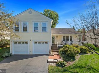 9207 Robin Lynn Ct, Manassas, VA 20110