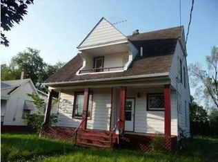 636 E Maple St, Canton, IL 61520