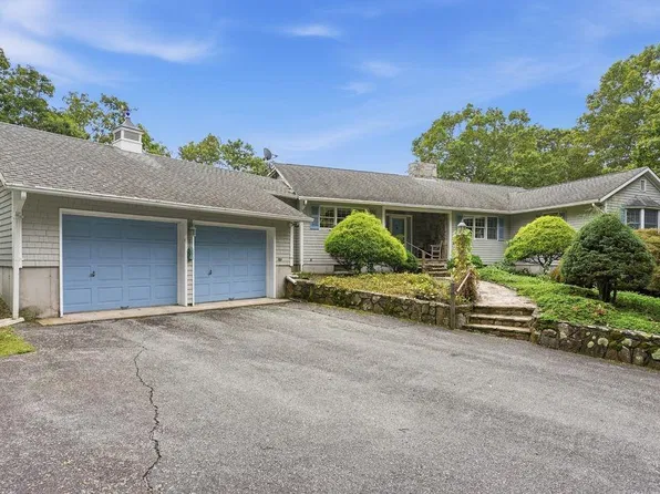 46 Woodcock Trl, Charlestown, RI 02813