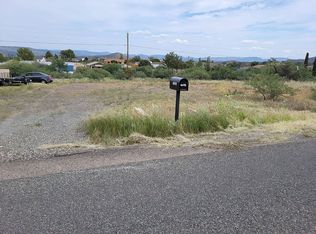 16075 S Cordes Lakes Dr, Mayer, AZ 86333