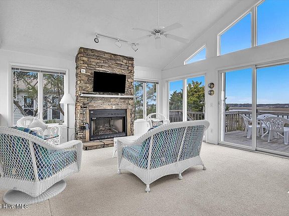 3rd image of 6604 Kings Lynn Drive