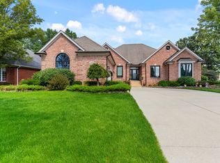 14855 Blue Jay Ct, Shelby Township, MI