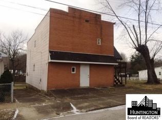 2215 Jefferson Ave, Huntington, WV 25704