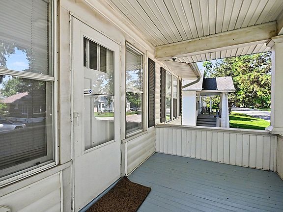 4th image of 1315 Dearborn St