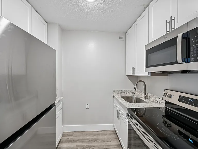 Tower 7 — Photo 20