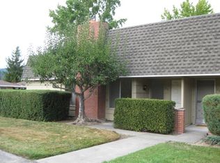 21 Woodgreen St, Santa Rosa, CA 95409