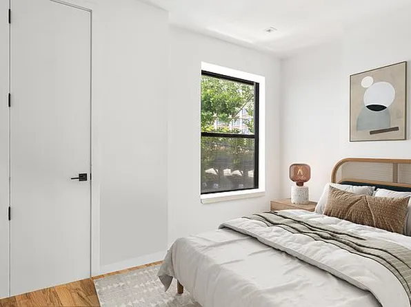 122 29th Street image 3 of 13