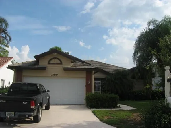 12601 Hunters Ridge Dr, Bonita Springs, FL 34135