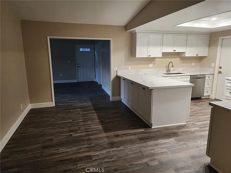 157 S Ralph Rd — Photo 7