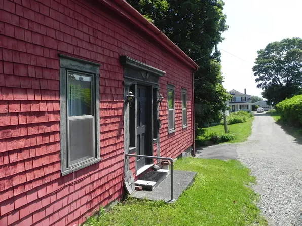 4 Green Street, Lubec, ME 04652