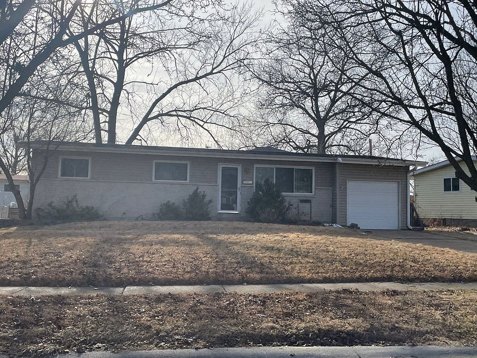 1st image of 680 Crabapple Ln