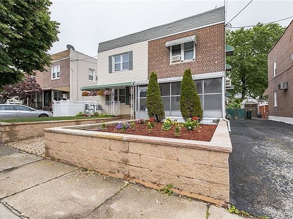 2nd image of 2559 Woodhull Ave